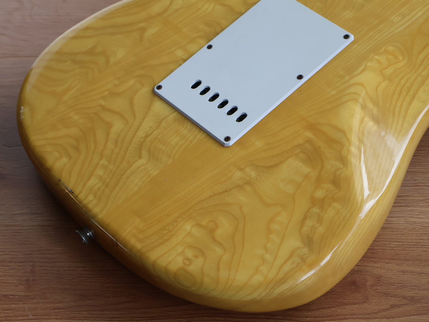 1979 Yamaha Japan SR400 "Super Rock'n Roller" Stratocaster (Natural)