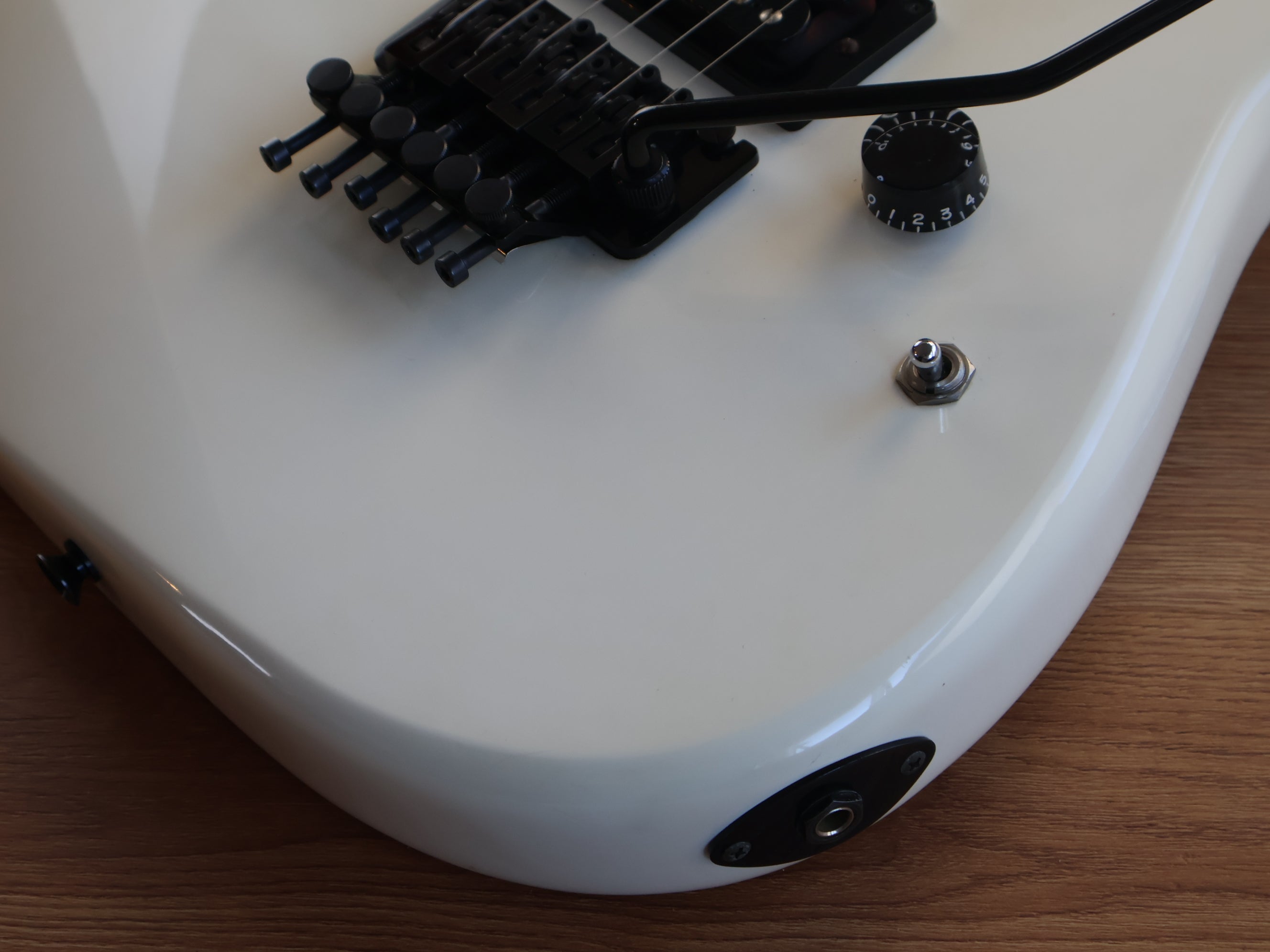 1986 ZEP Custom II (by ESP Japan) JZ-85B Superstrat (Aged White