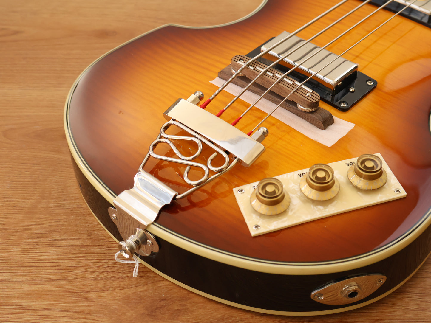 Epiphone Viola Bass (Sunburst)