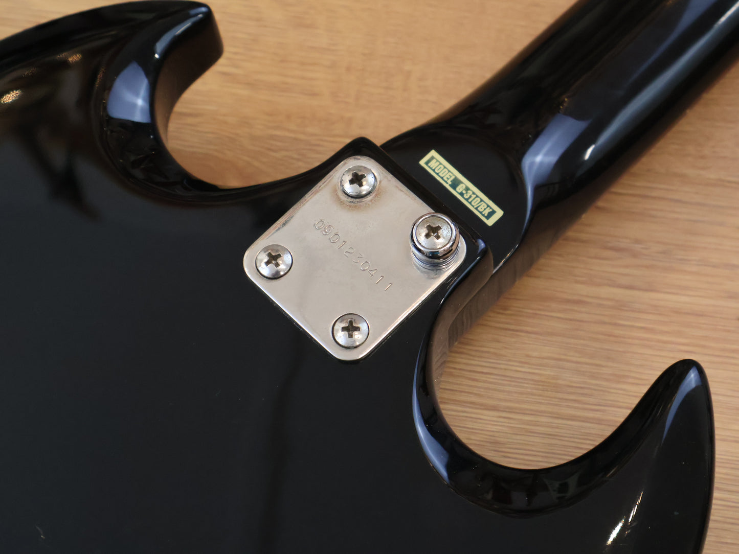 Epiphone G-310 SG (Black)