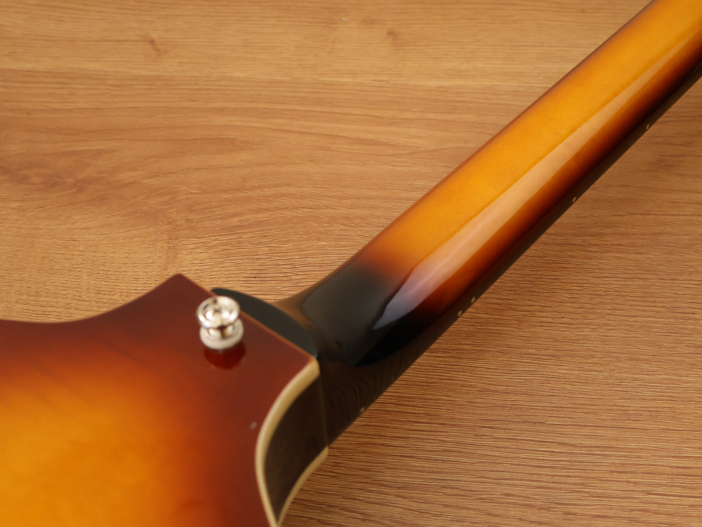 Epiphone Viola Bass (Sunburst)