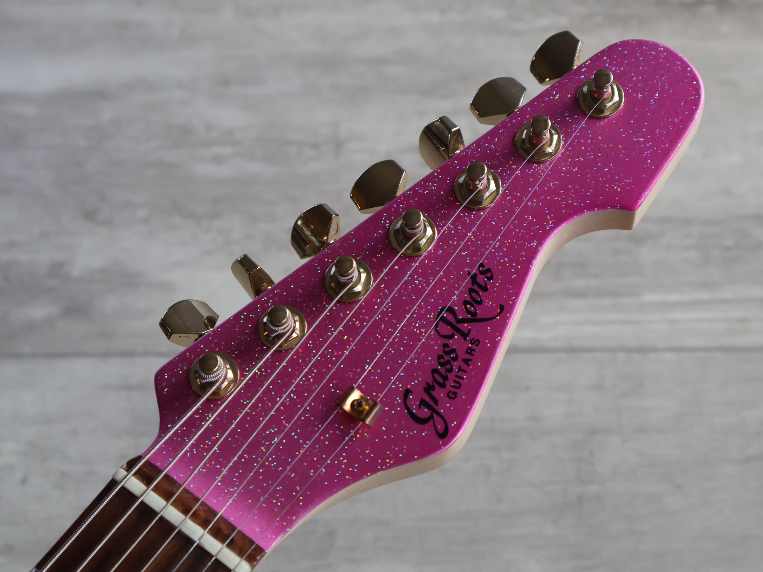 Grassroots (by ESP) G-SN7-68TO Omura Mini 7-String (Twinkle Pink
