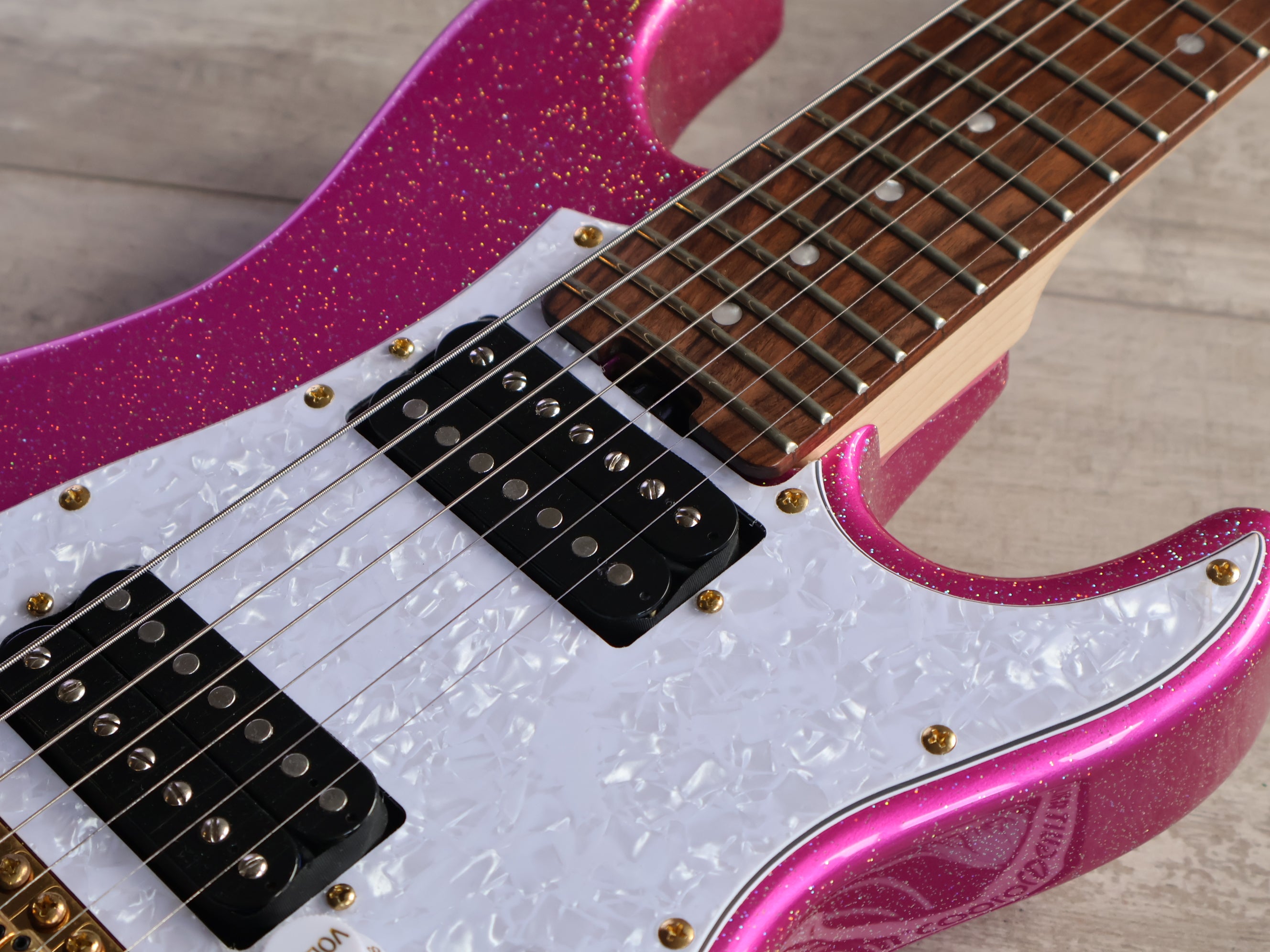 Grassroots (by ESP) G-SN7-68TO Omura Mini 7-String (Twinkle Pink