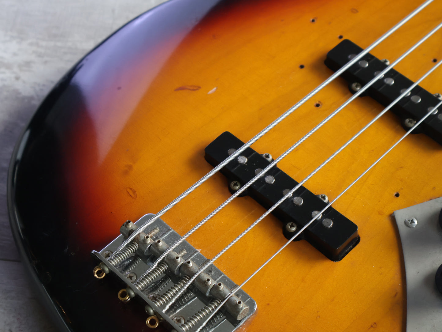 1980's ESP Navigator Japan Custom Order 60's Reissue Jazz Bass (Sunburst)