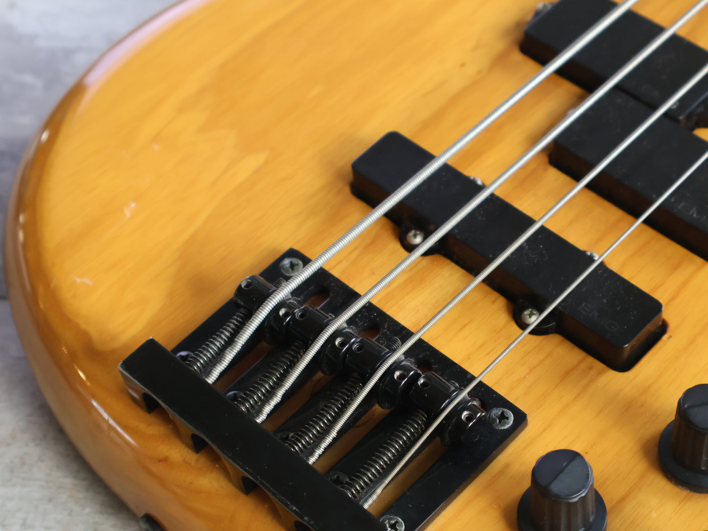 1980's TUNE "Bass Maniac" Japan TB-01 Bass w/EMG's (Natural)