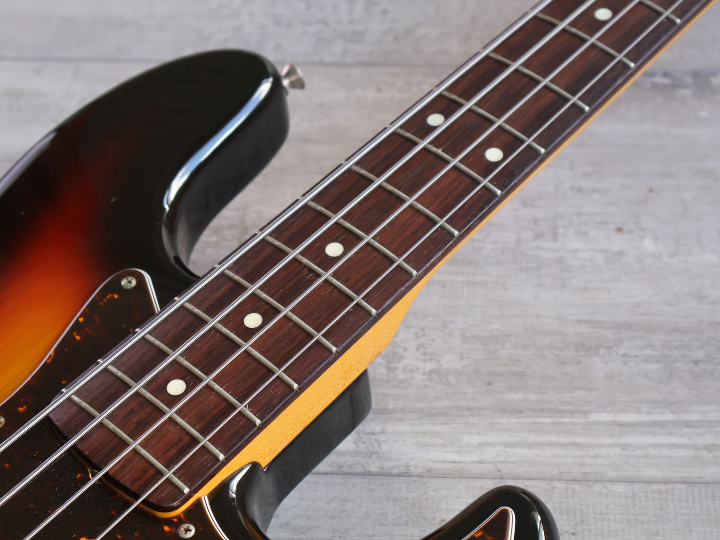2010 Fender Japan JB62 '62 Reissue Jazz Bass (Sunburst)