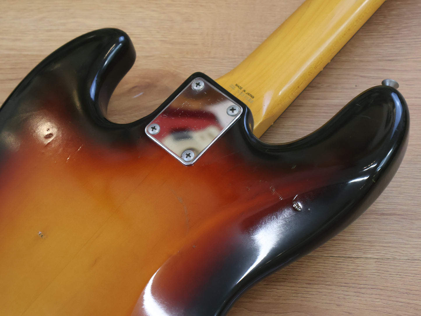 1994 Fender Japan JB62 '62 Reissue Jazz Bass (Sunburst)