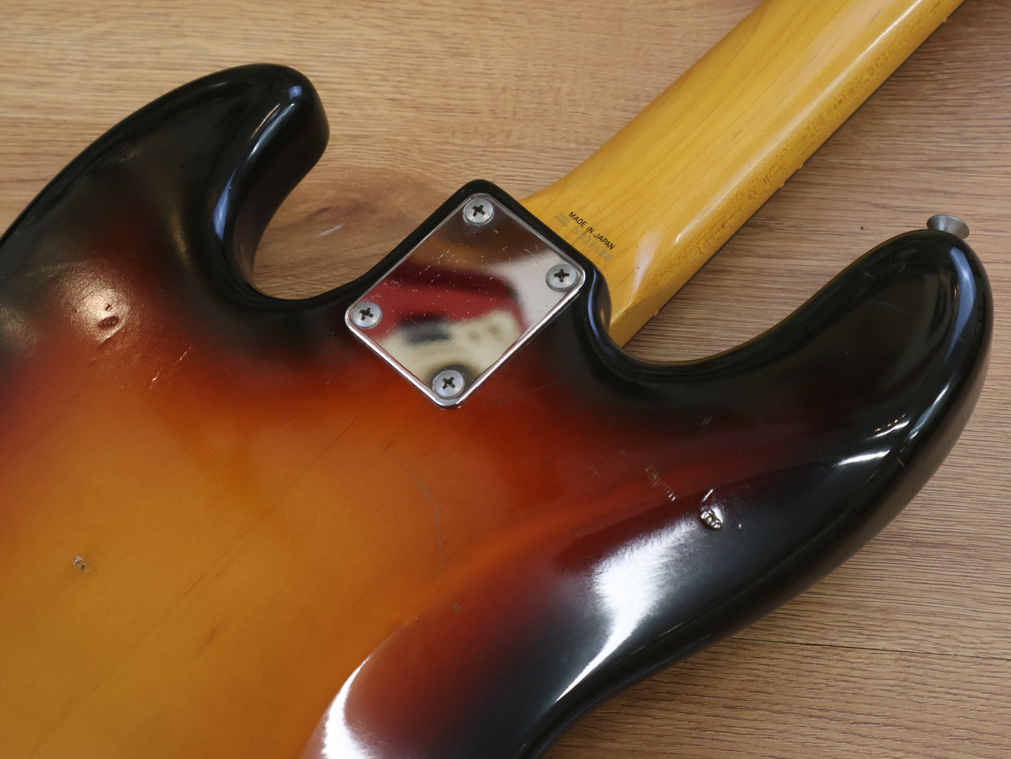 1994 Fender Japan JB62 '62 Reissue Jazz Bass (Sunburst)