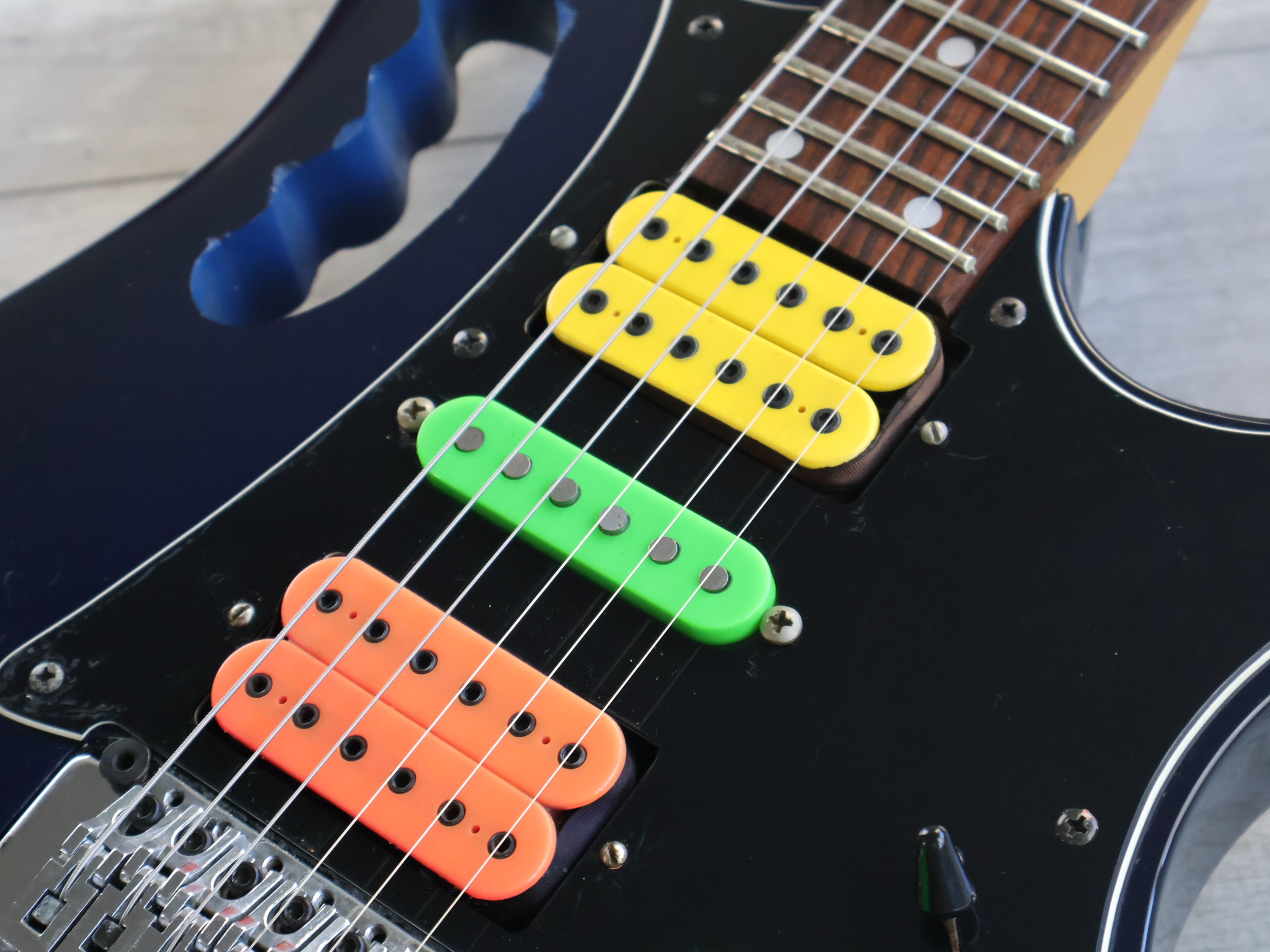 1994 Ibanez Japan RG250 HSH Superstrat (Blue Night) – Cool Old Guitars