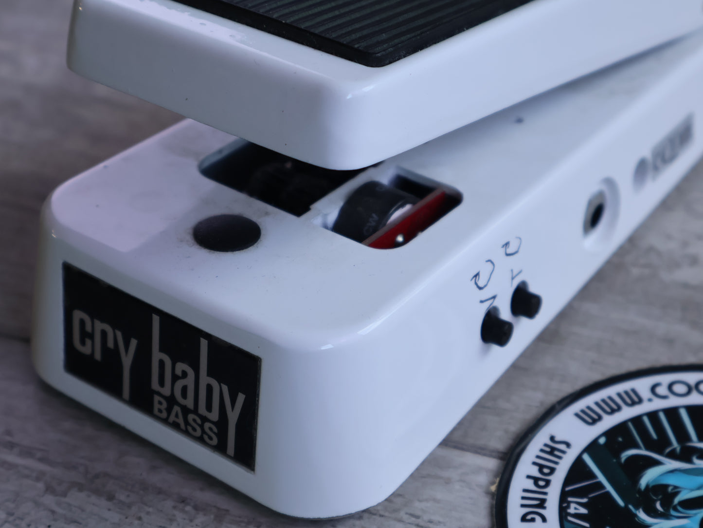 Dunlop 105Q Cry Baby Bass Wah