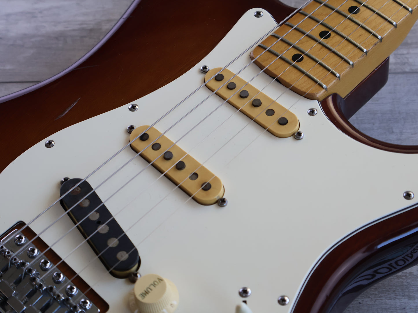 1978 Yamaha Japan SR700 Super Rock n Roller Stratocaster (Amber Sunburst)