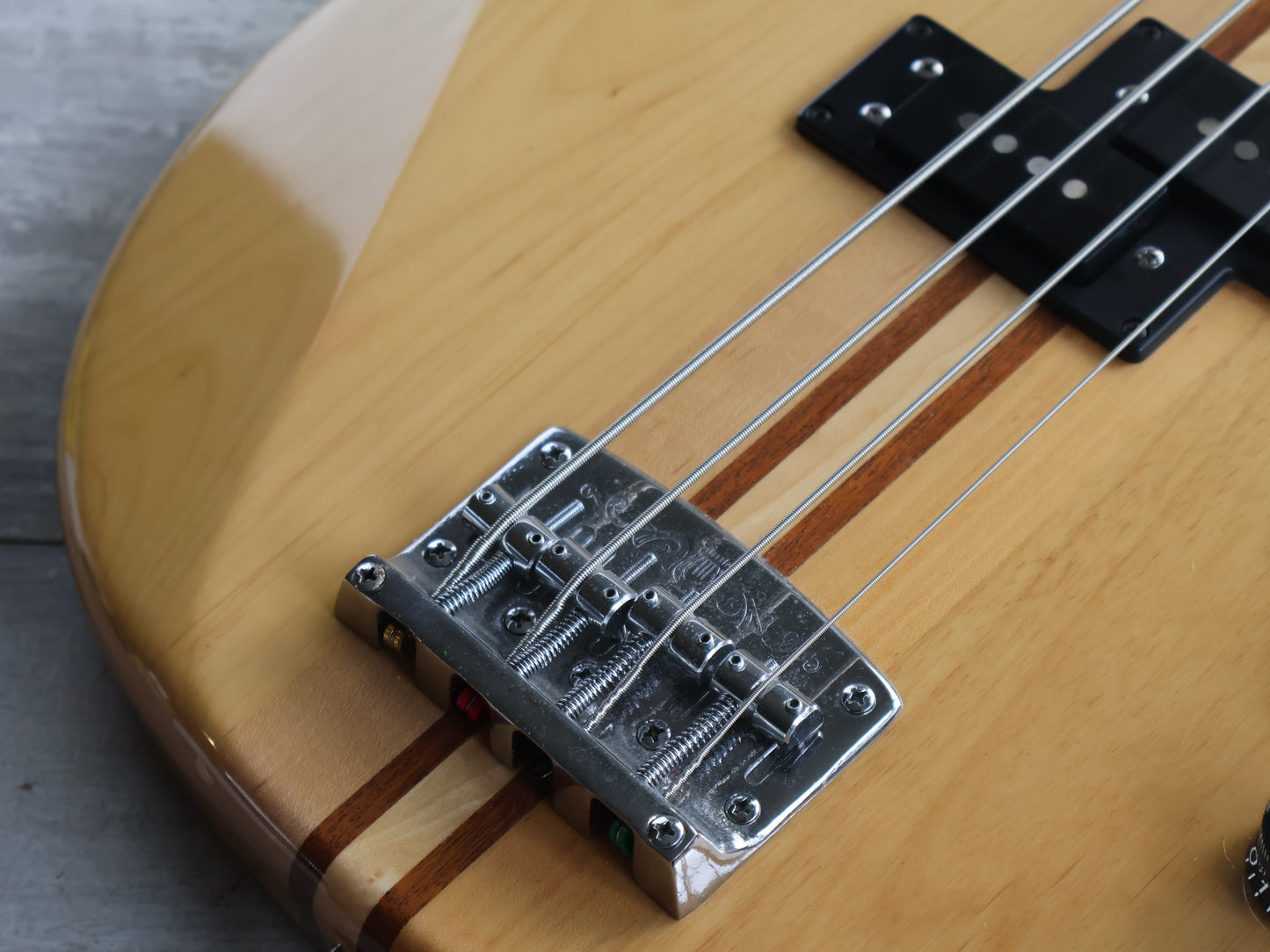 1979 Yamaha Japan BB1200 "Broadbass 1200" Neckthrough Bass (Natural)