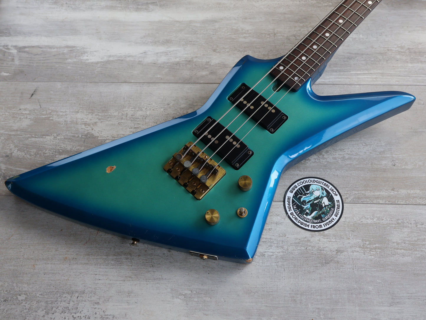 1984 Aria Pro II ZZB-Custom Explorer Bass (Metallic Blue Sunburst)