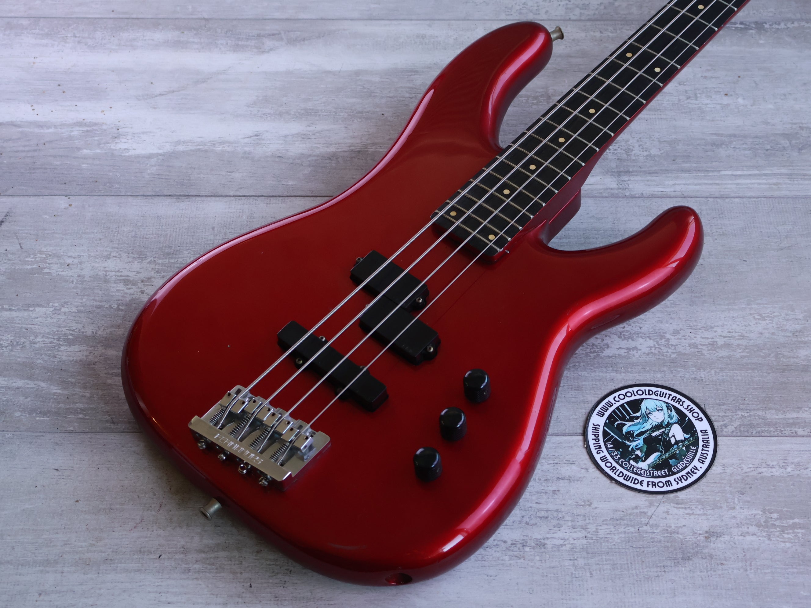 Fernandes – Cool Old Guitars