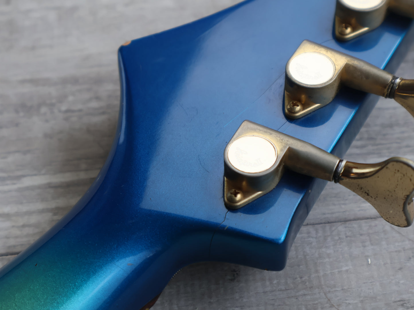 1984 Aria Pro II ZZB-Custom Explorer Bass (Metallic Blue Sunburst)