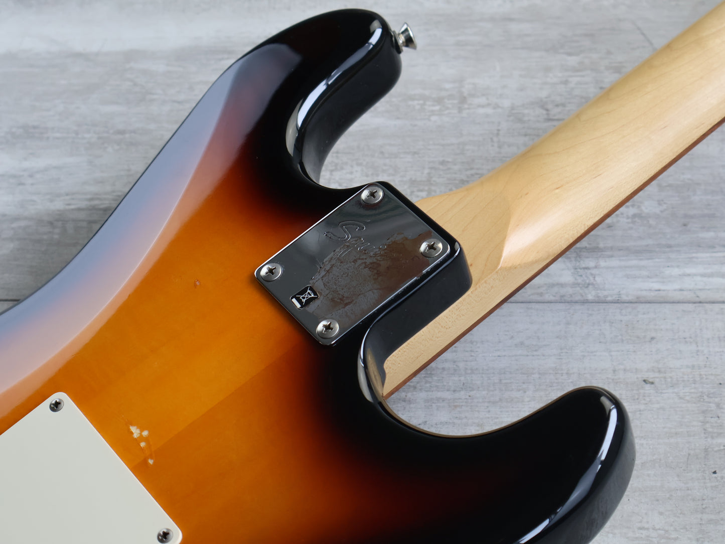 2014 Squier Affinity Series LH Left Handed Stratocaster (Sunburst)