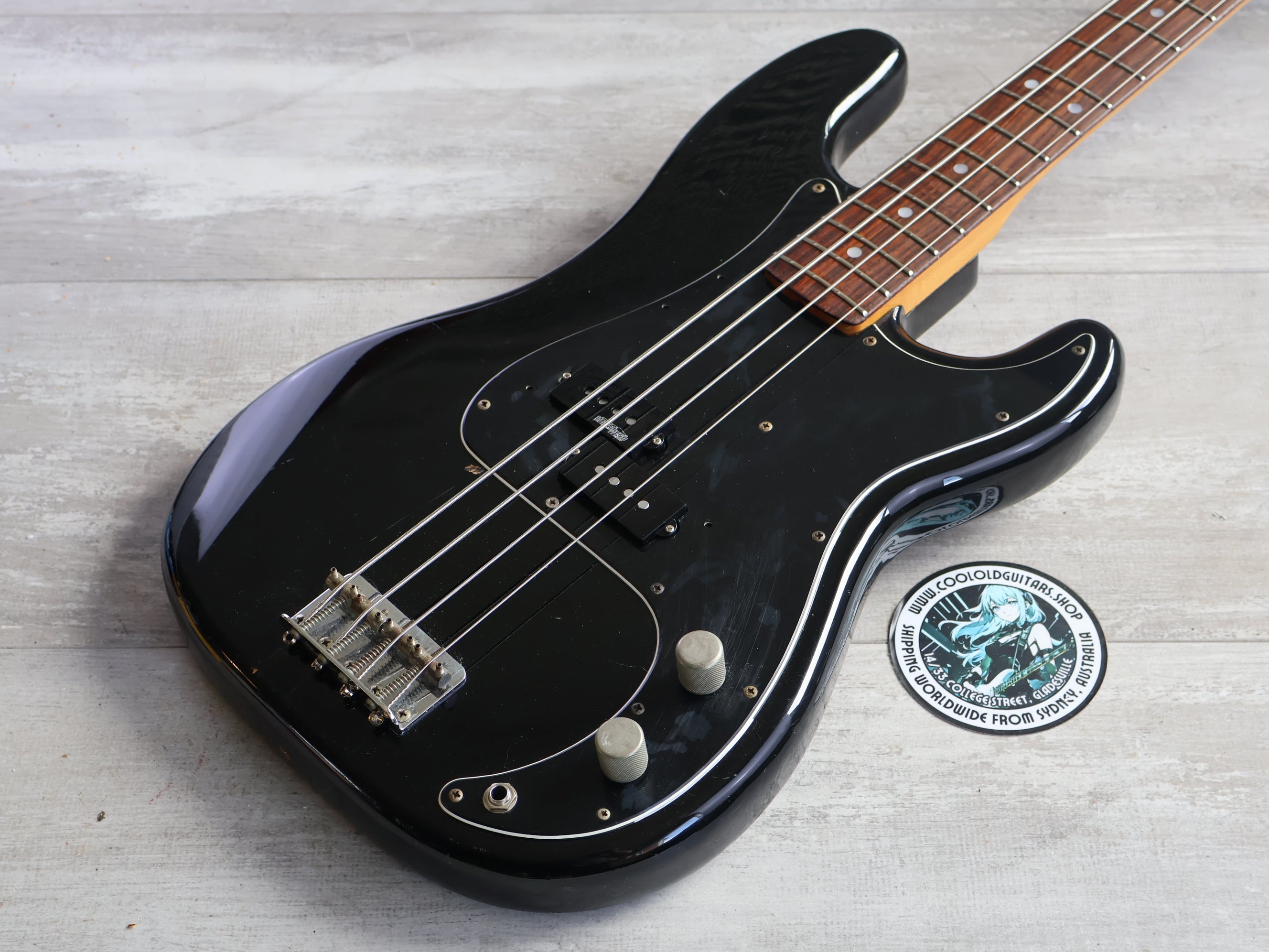 1981 Tokai Japan PB-40 Hard Puncher Precision Bass (Black) – Cool