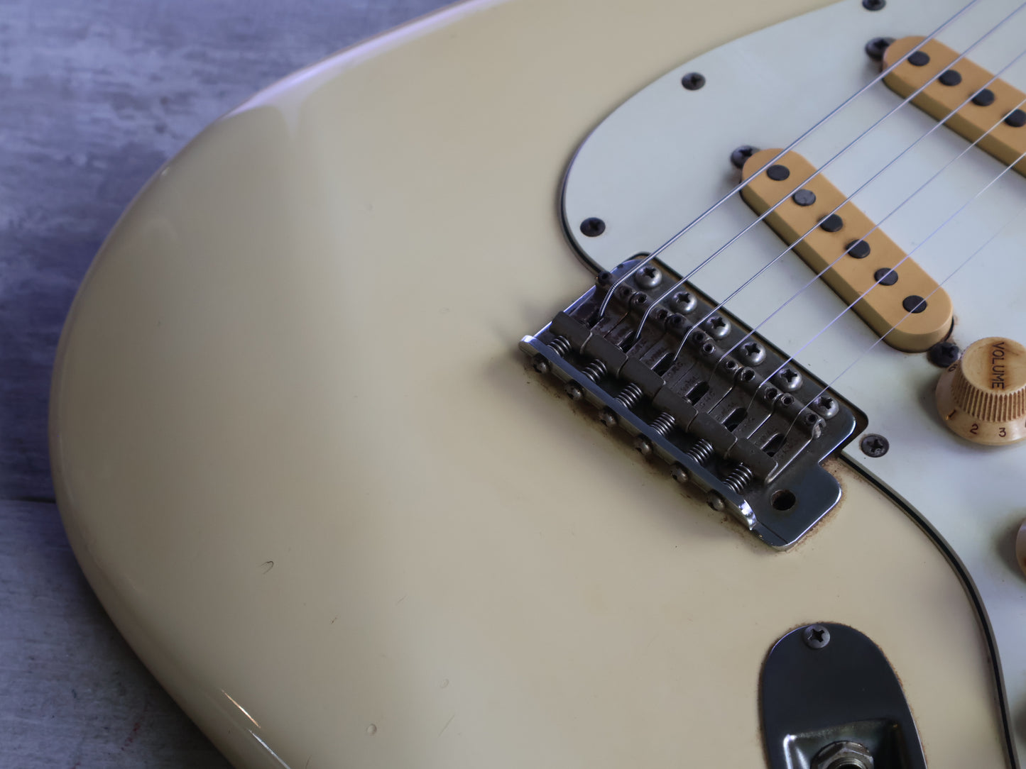 1979 Fernandes Japan FST-60 '64 Reissue Stratocaster (Vintage White)