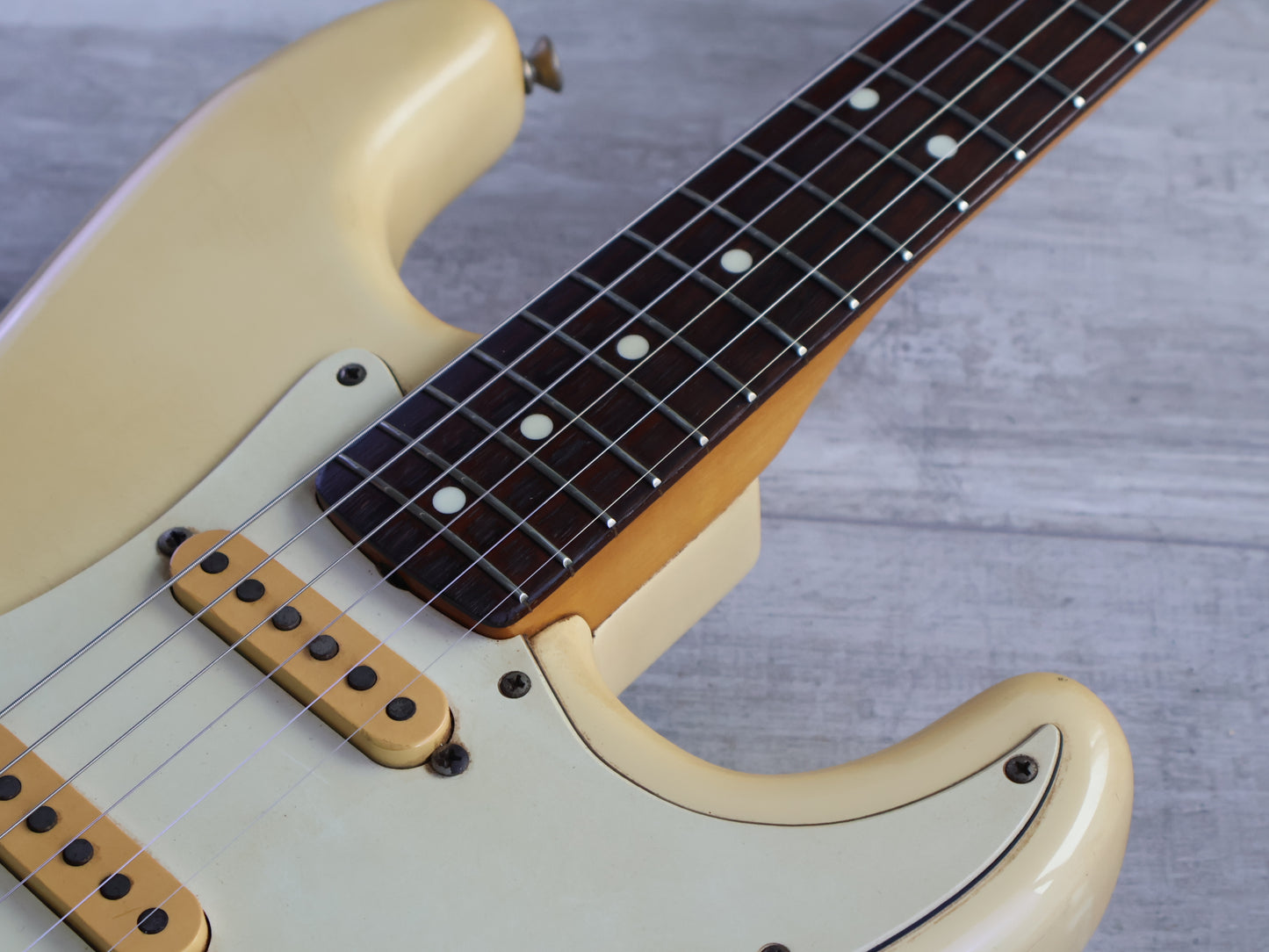 1979 Fernandes Japan FST-60 '64 Reissue Stratocaster (Vintage White)