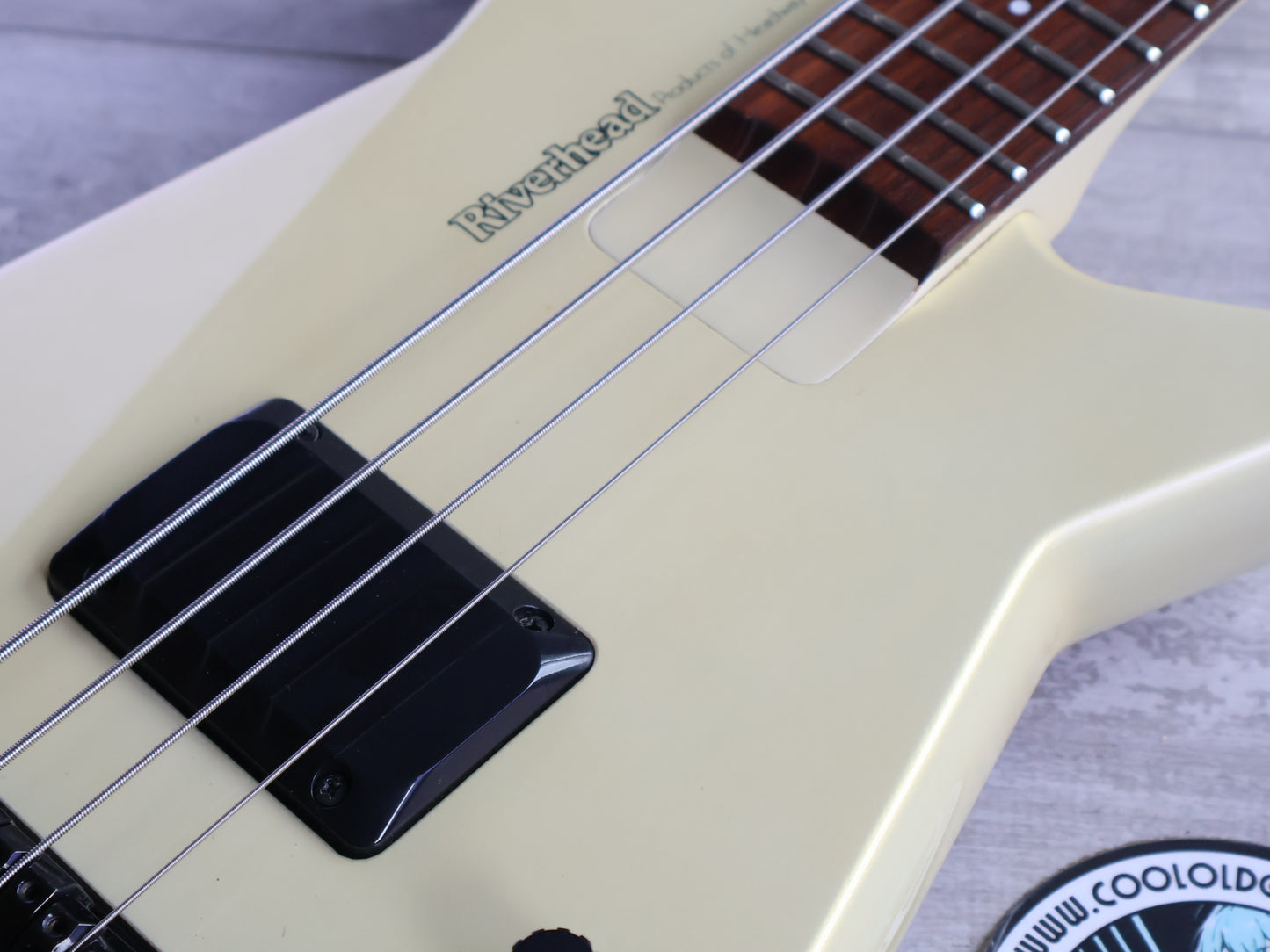 1980's Riverhead (by Headway Japan) RPB-1000 Phantom Bass (White)