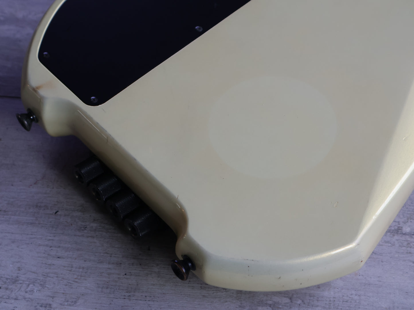 1980's Riverhead (by Headway Japan) RPB-1000 Phantom Bass (White)