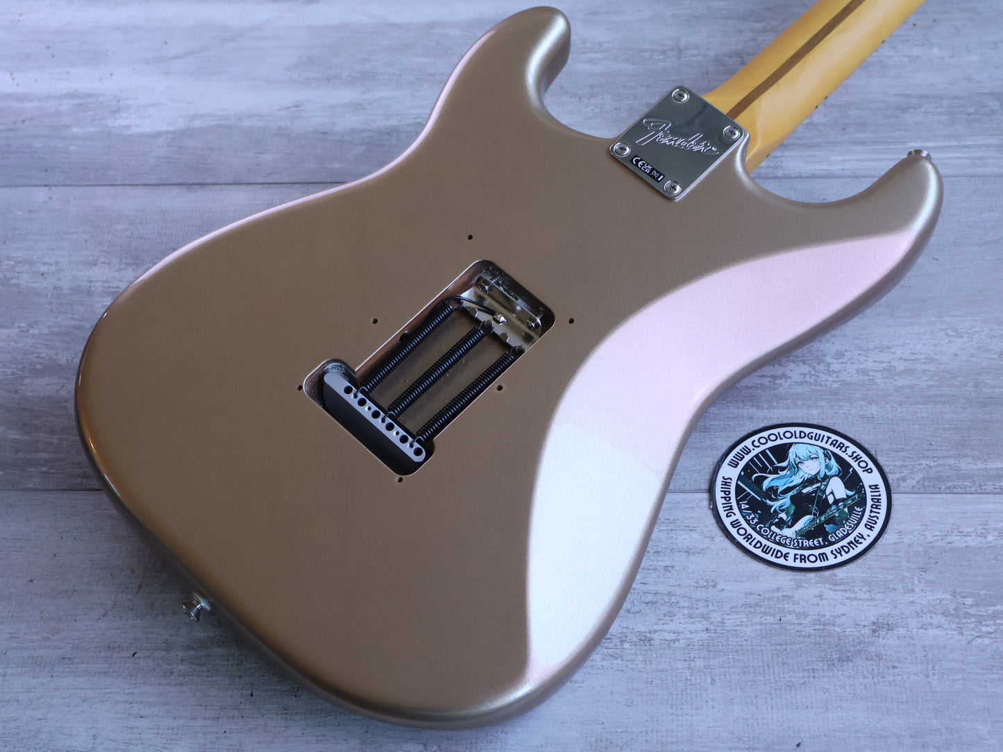 2025 Fender American Professional Classic Stratocaster (Faded Firemist Gold)