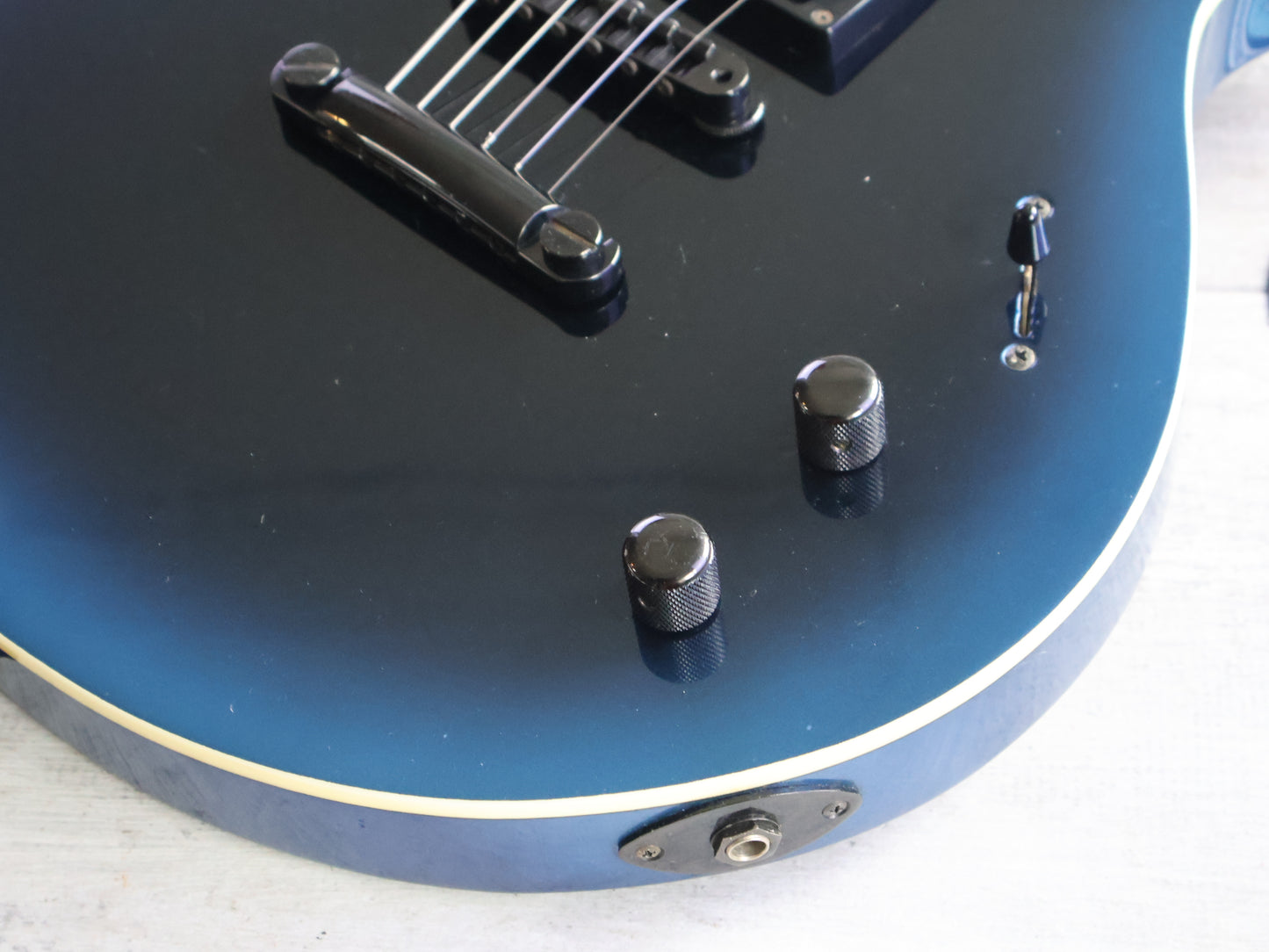 1990's Tune Japan TGX Series Style Single Cutaway (Blueburst)