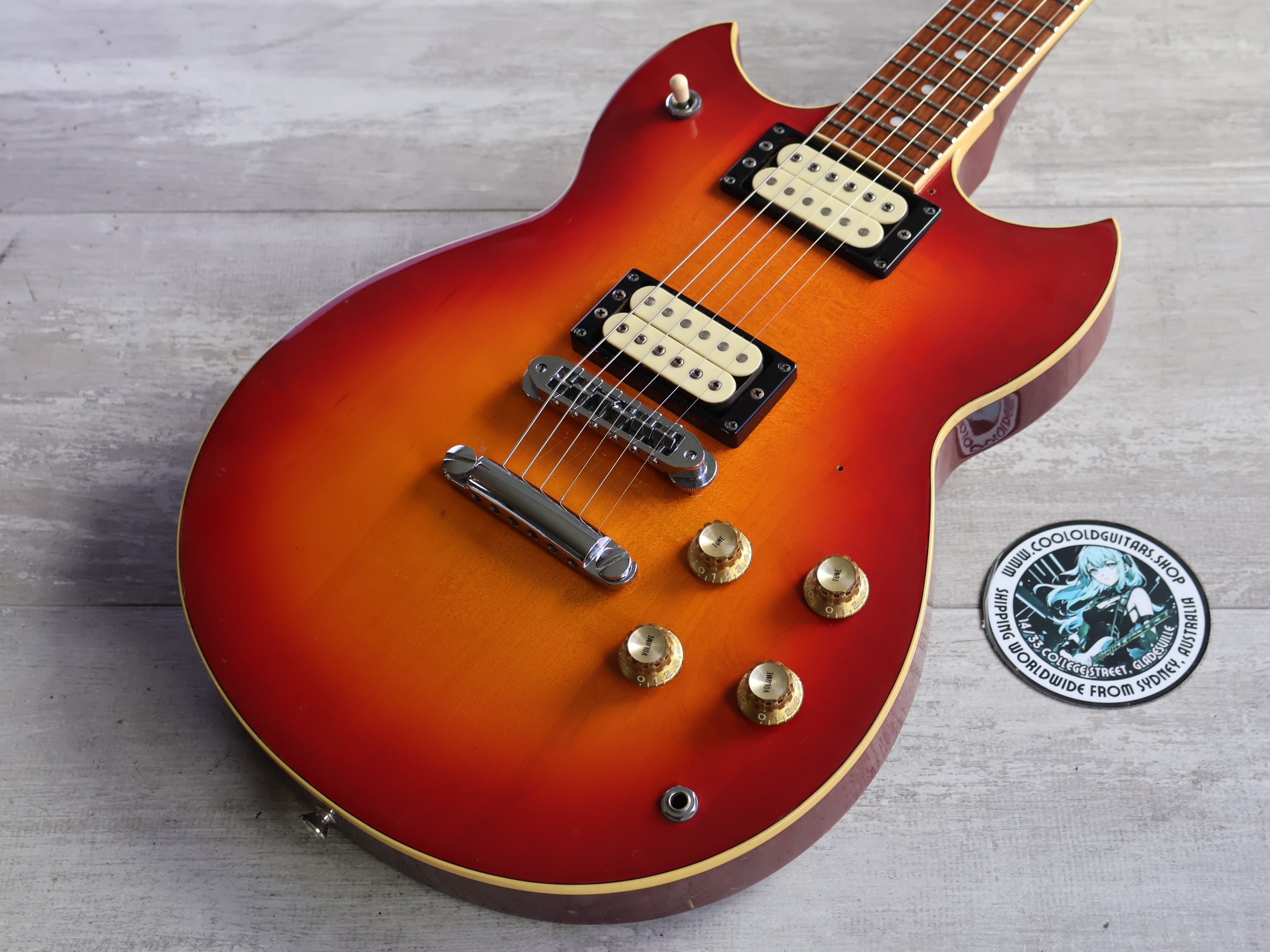 1982 Yamaha Japan SG-800S Double Cutaway (Cherry Sunburst) – Cool