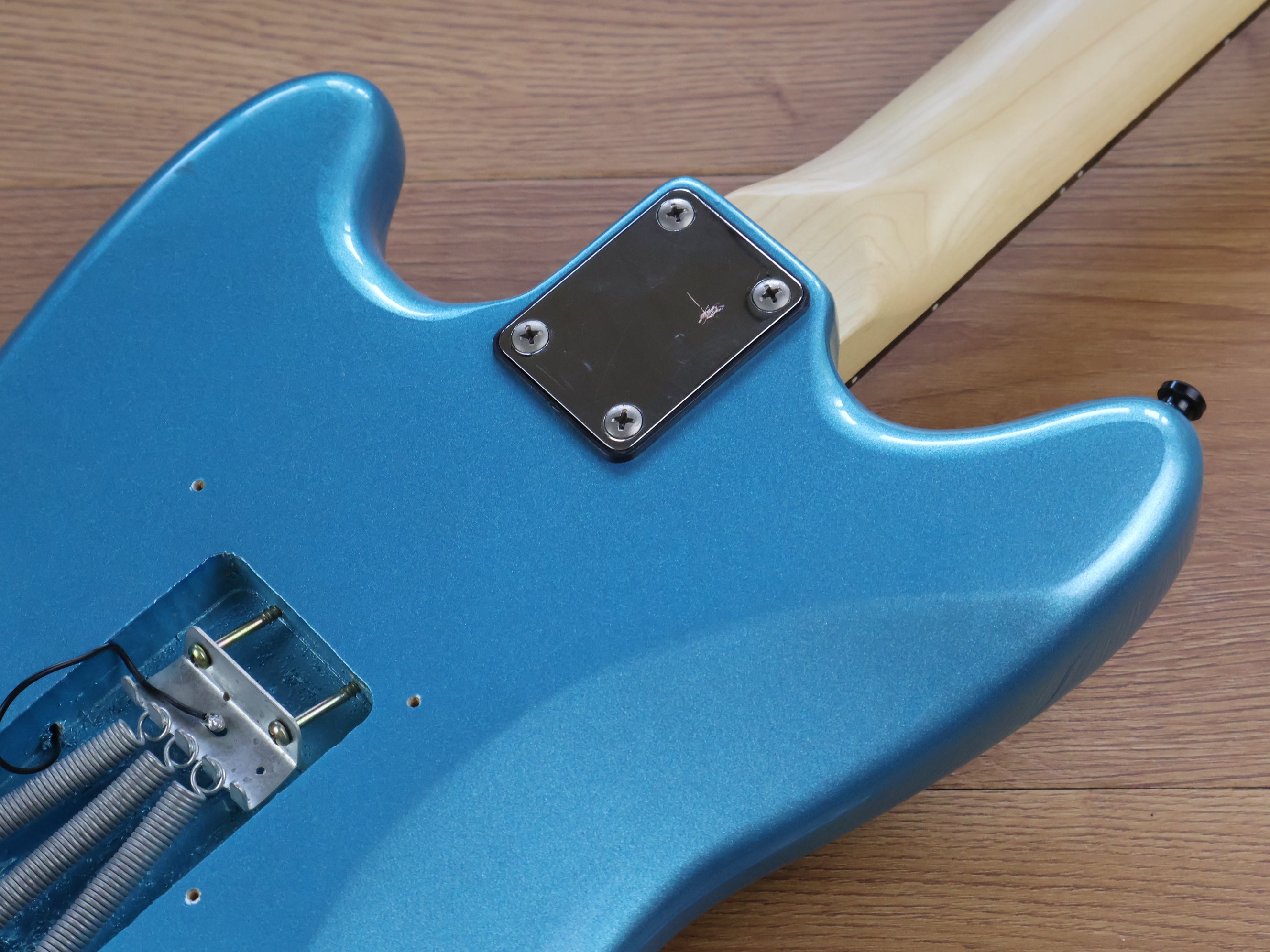 Bacchus BMS-1R Universe Series Mustang (Lake Placid Blue) – Cool