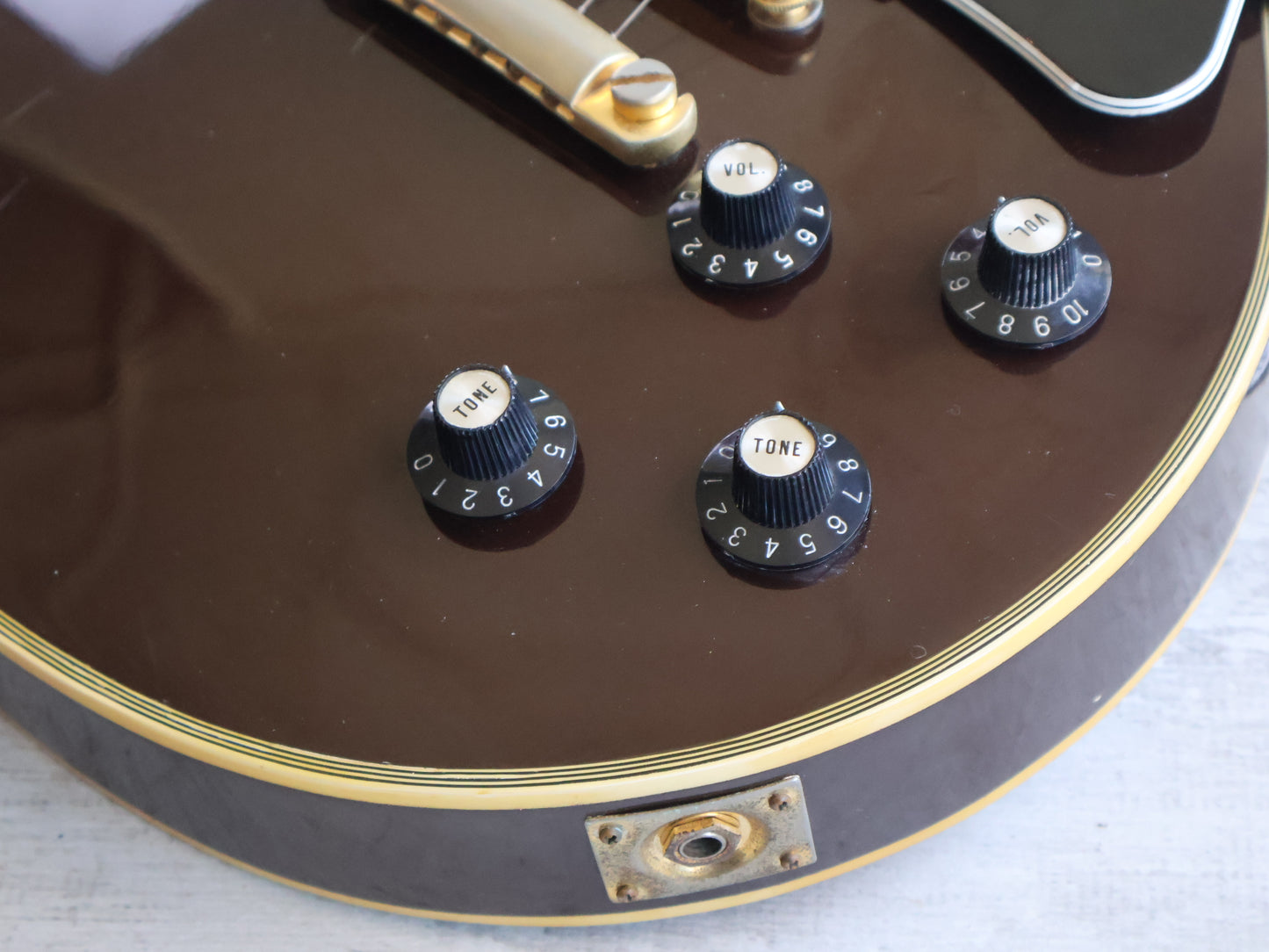 1970's Roje (Zen-On) Japan Les Paul Custom (Brown)