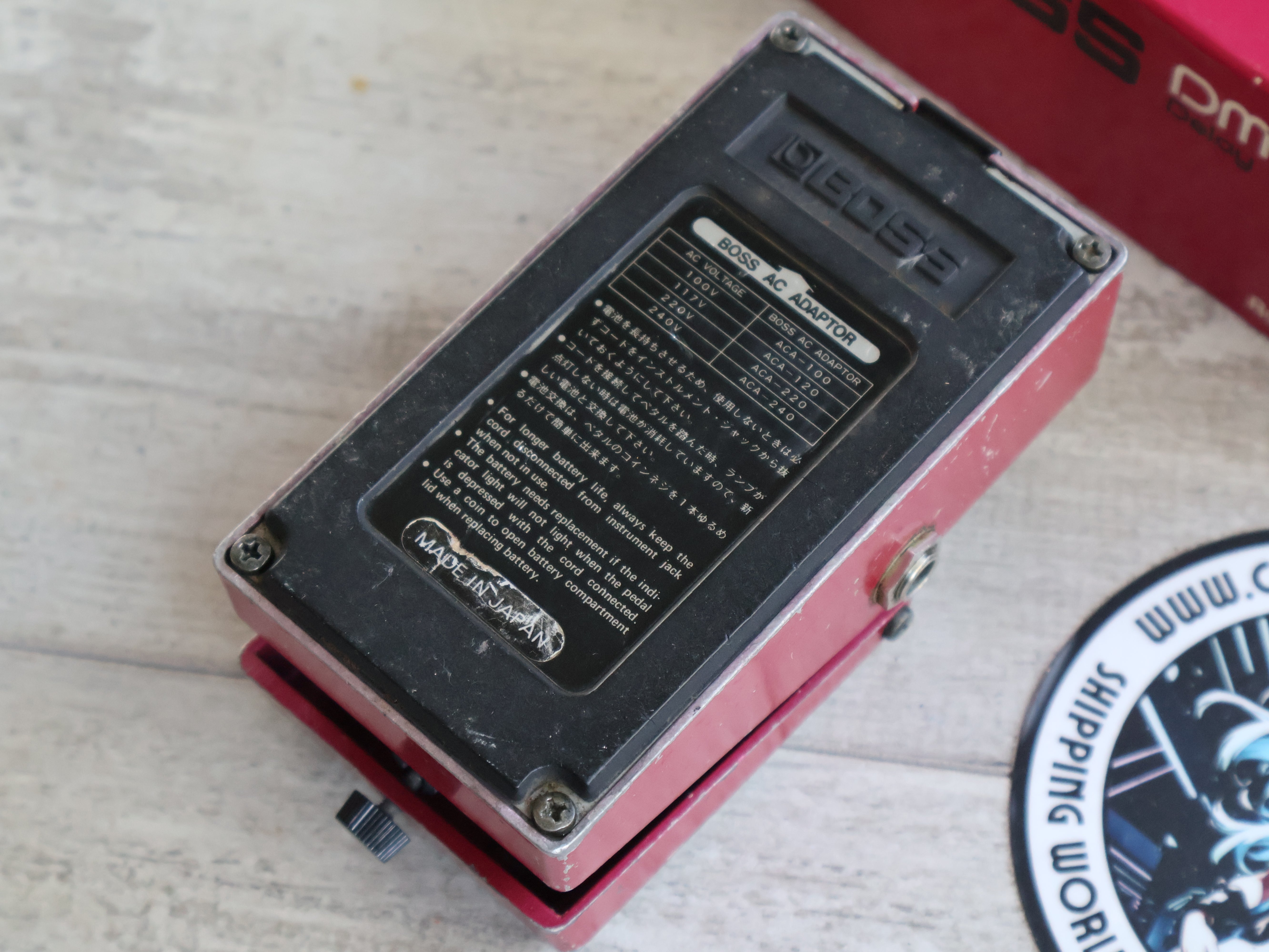 美品 最初期 箱付属 MN3005 BOSS DM-2 Delay DM2 1981 Boss Japan DM-2 Vintage Analog Delay Pedal w/Box – Cool Old
