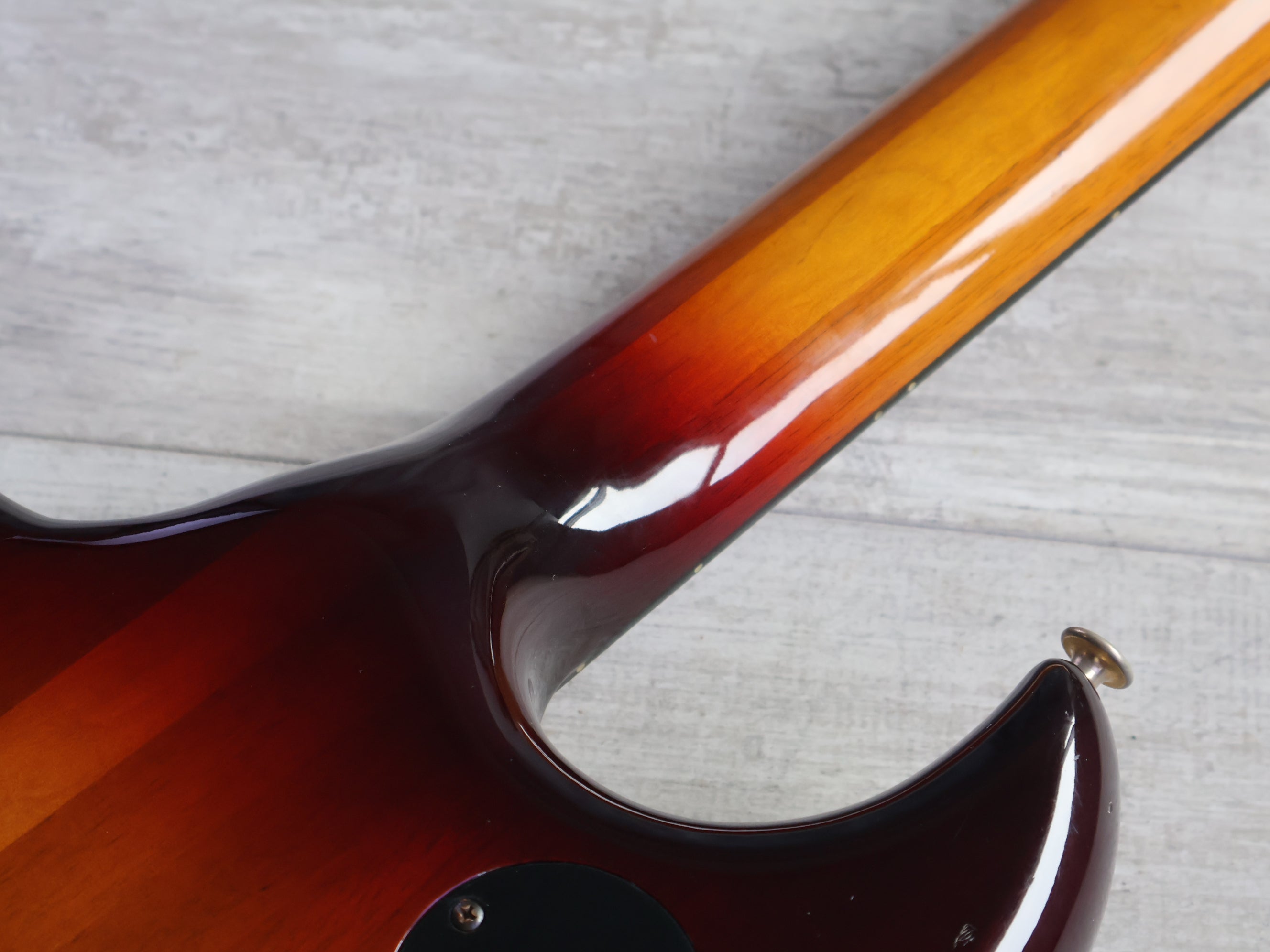 YAMAHA SC-7000 サンバースト 1981 Yamaha Japan SF7000 Super Flighter (Sunburst) – Cool Old Guitars