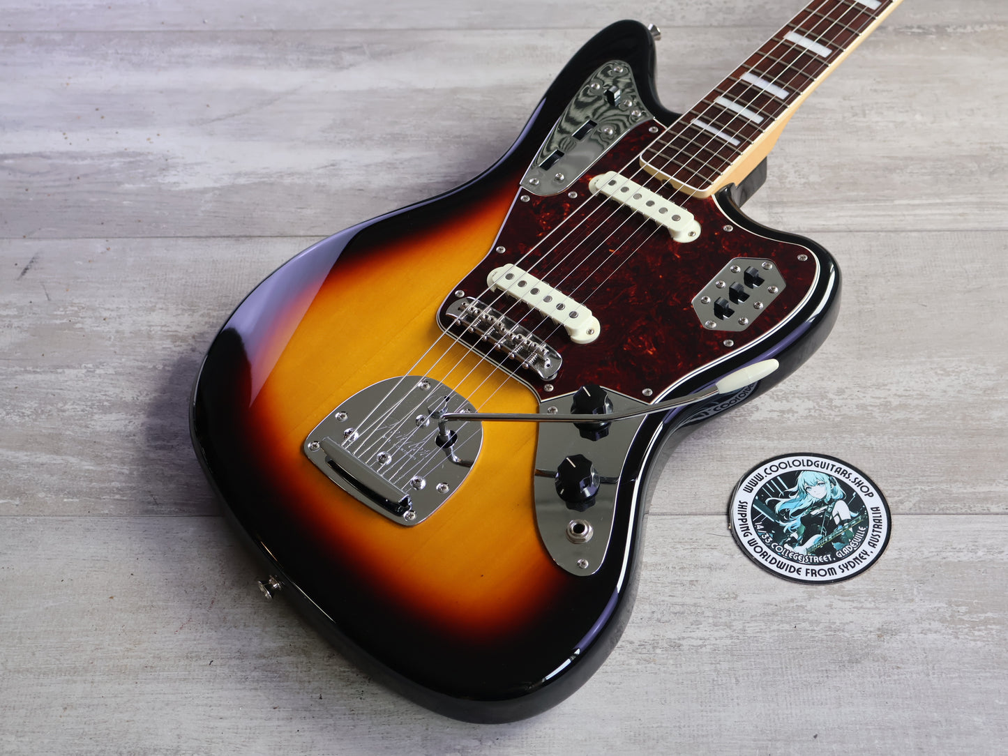 2022 Fender Japan Traditional Late '60s Jaguar (3-Color Sunburst)