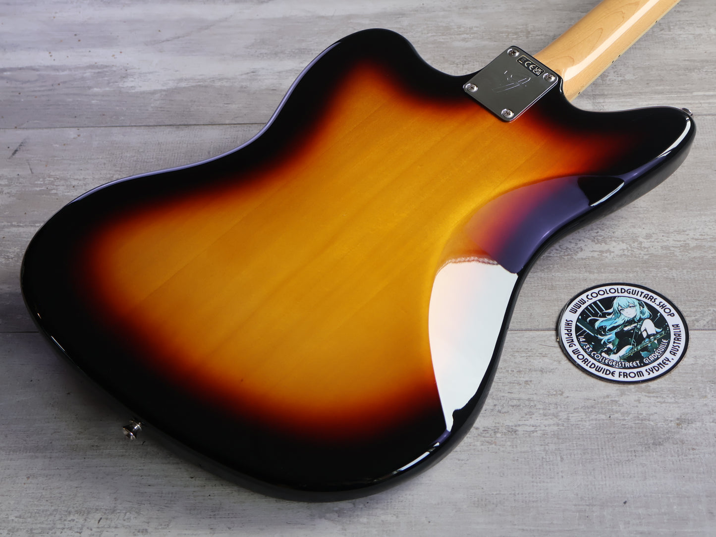 2022 Fender Japan Traditional Late '60s Jaguar (3-Color Sunburst)