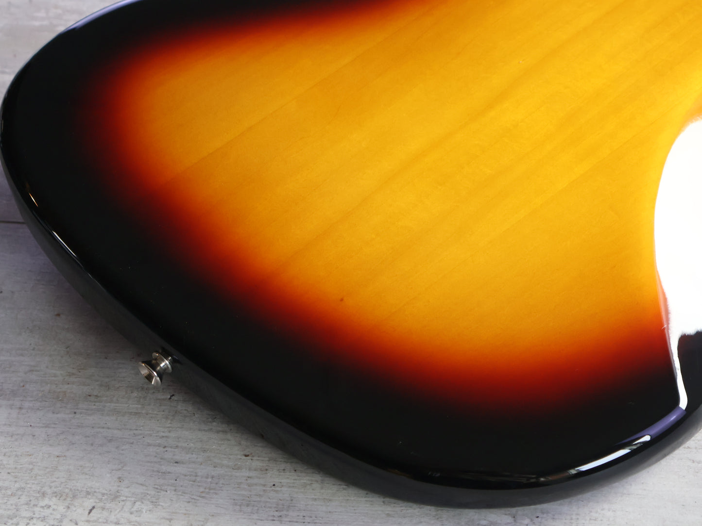 2022 Fender Japan Traditional Late '60s Jaguar (3-Color Sunburst)