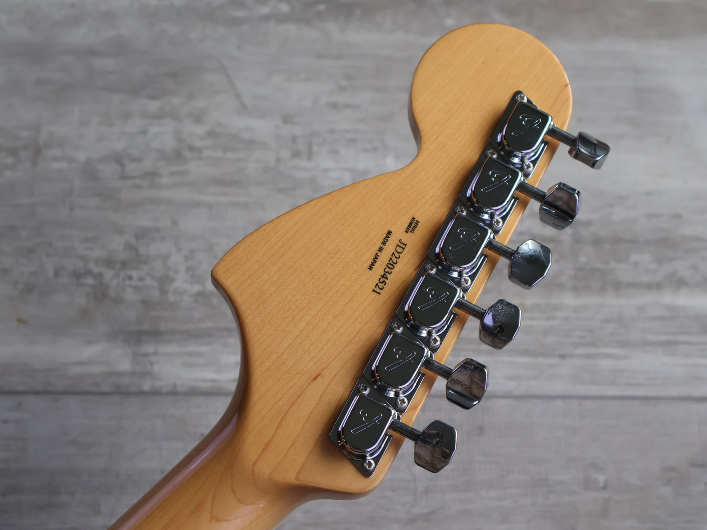2022 Fender Japan Traditional Late '60s Jaguar (3-Color Sunburst)