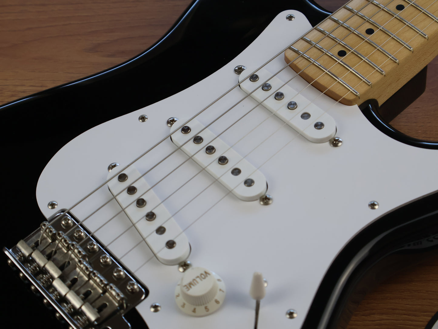 2002 Fender Japan Short Scale Mini Stratocaster (Black)