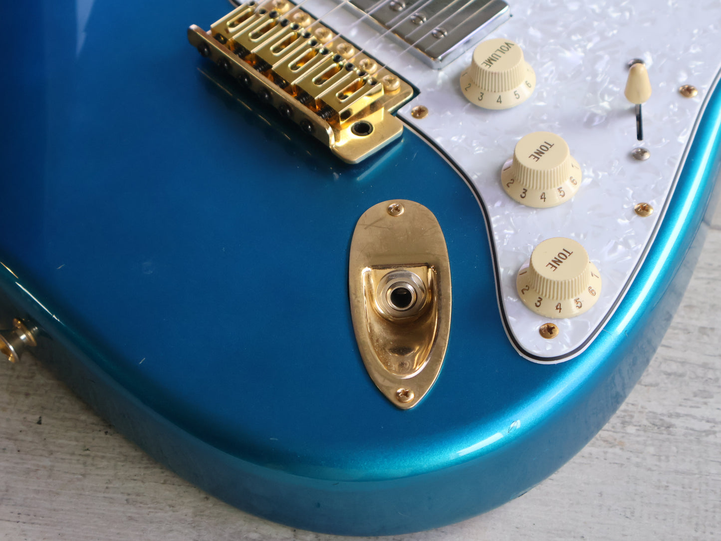 2002 Fender Japan ST-STD HSS Stratocaster Standard (Lake Placid Blue)