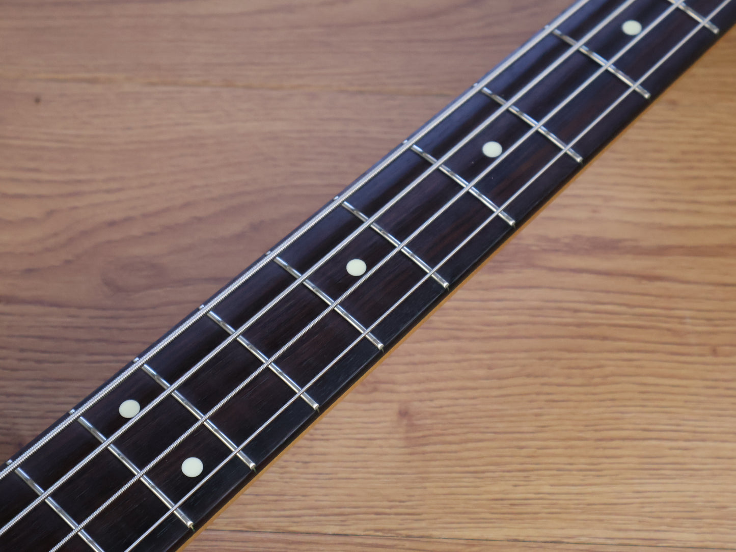 1993 Squier (by Fender Japan) Silver Series Jazz Bass (Sunburst)