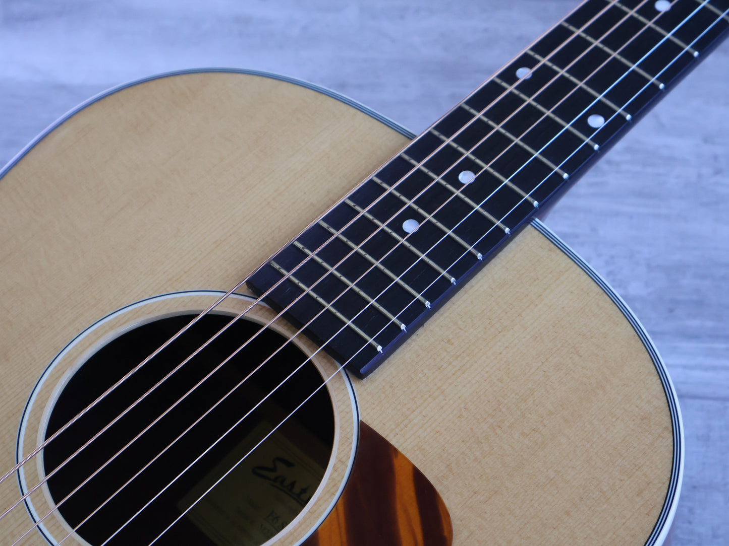 Eastman E6SS-TC Acoustic Guitar