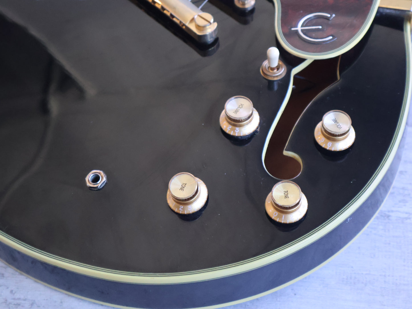 2015 Epiphone Sheraton II Pro Semi Hollowbody (Ebony)