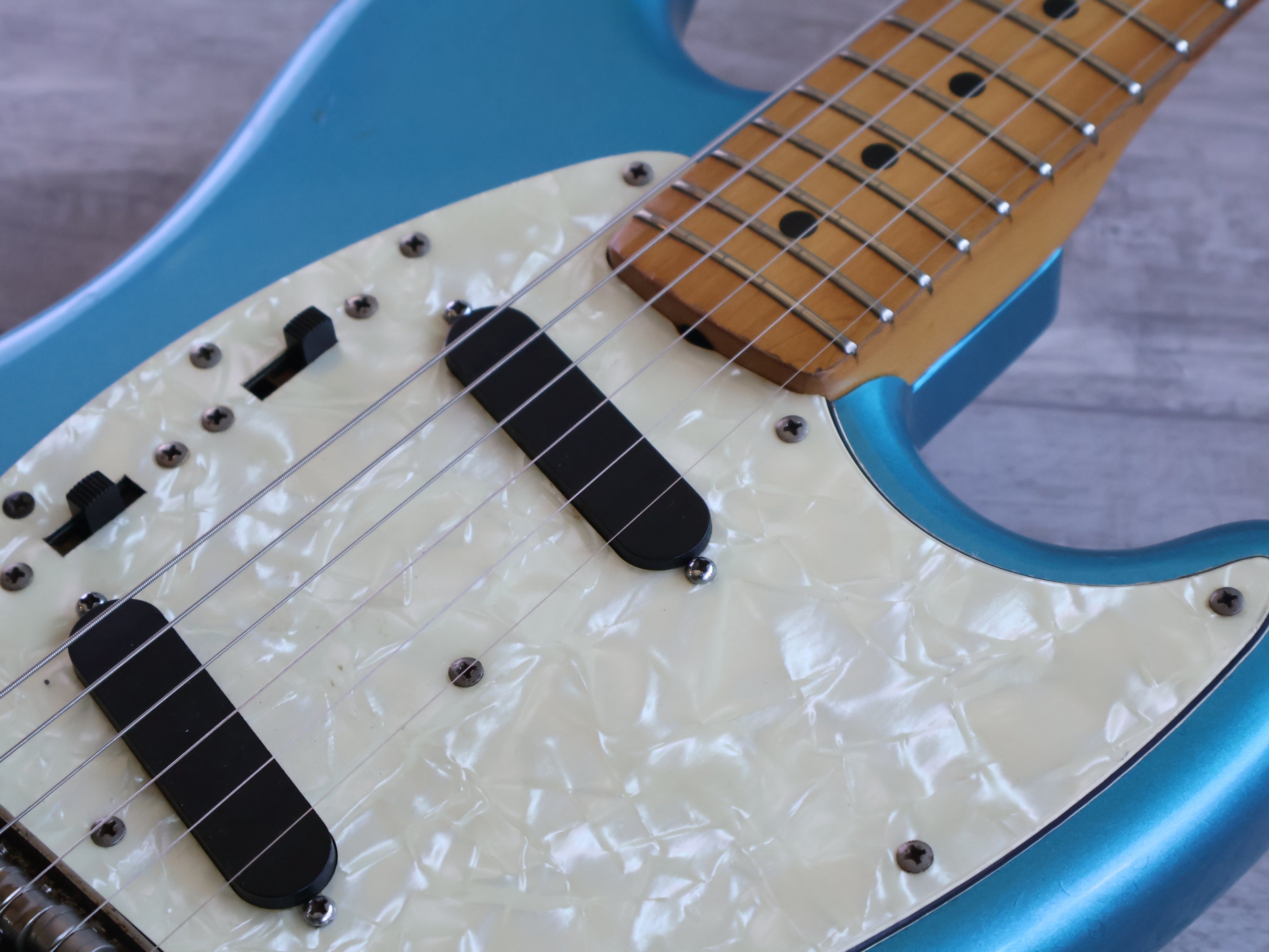 1979 Fernandes Japan FMT-50 Mustang (Lake Placid Blue) – Cool Old