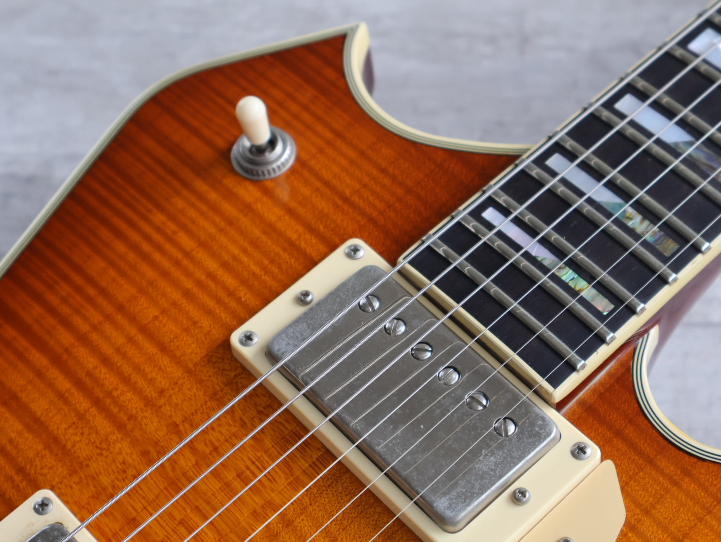 1999 Washburn USA PS-2000 Paul Stanley Signature Model (Flame Caramel Burst)