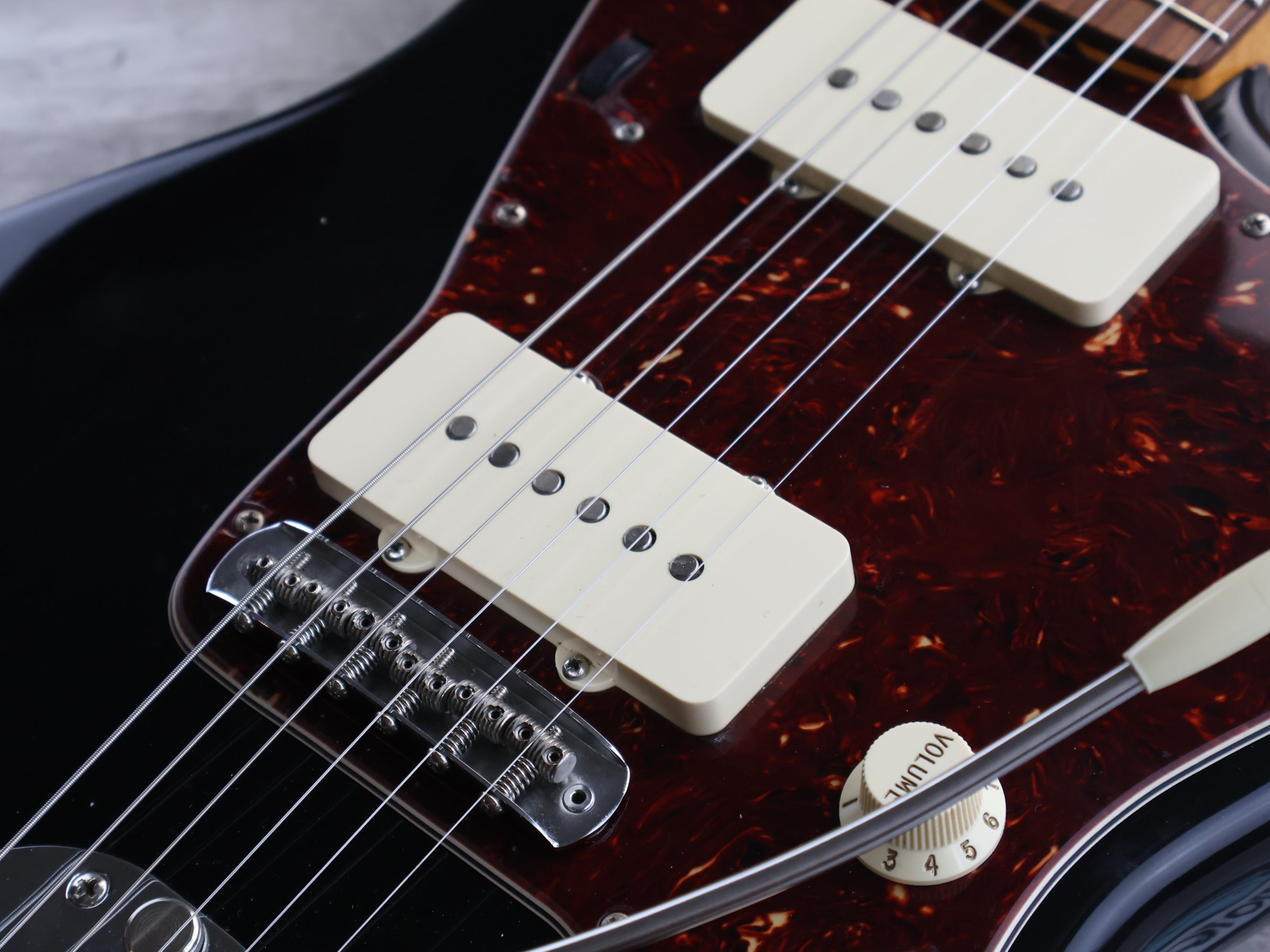 2012 Fender USA American Vintage '62 Jazzmaster (Black) – Cool Old