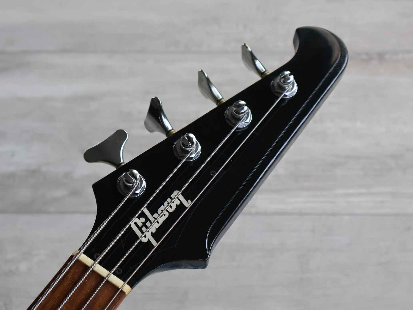 2006 Gibson USA Thunderbird Studio Bass (Ebony)