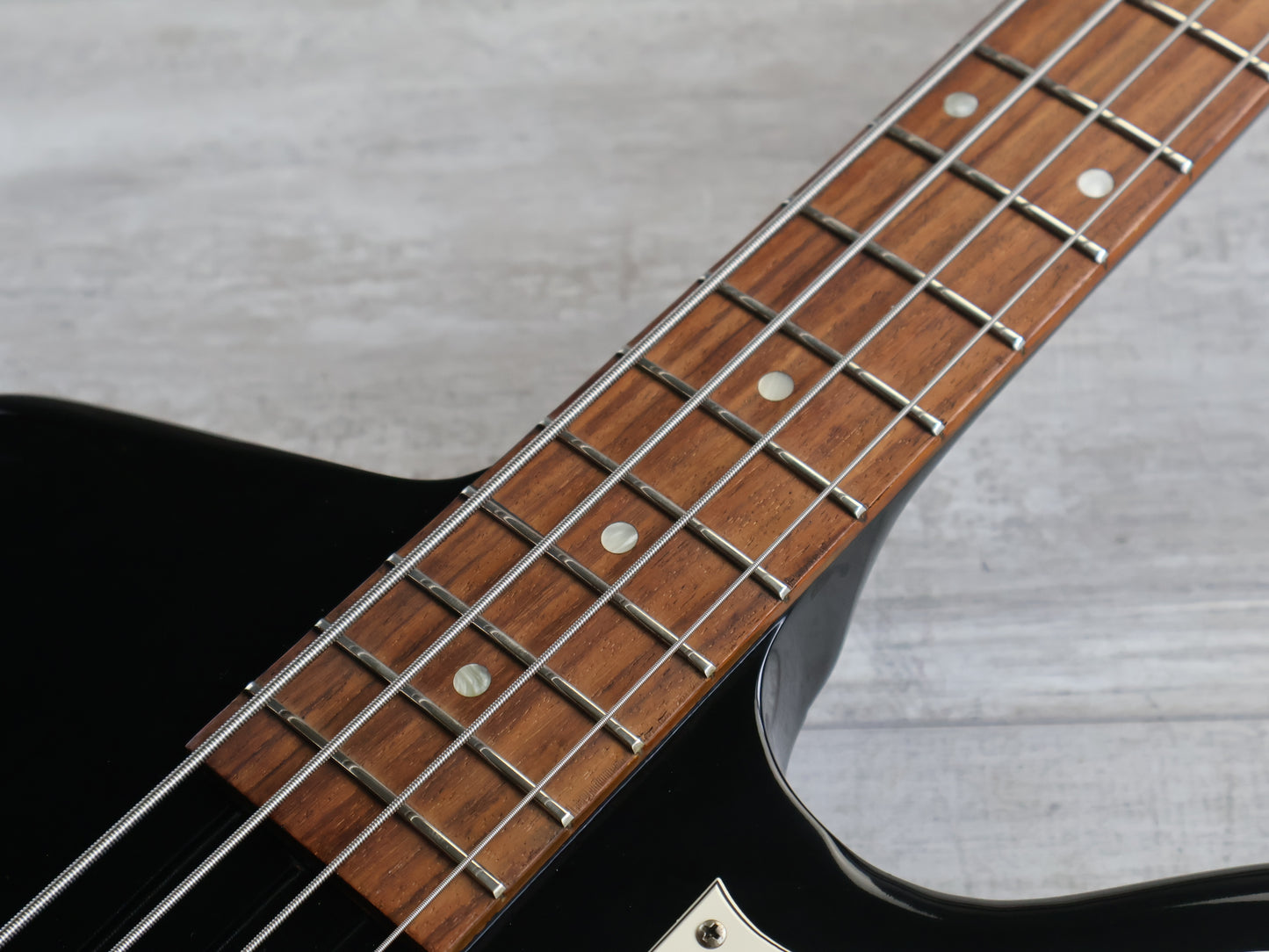 2006 Gibson USA Thunderbird Studio Bass (Ebony)