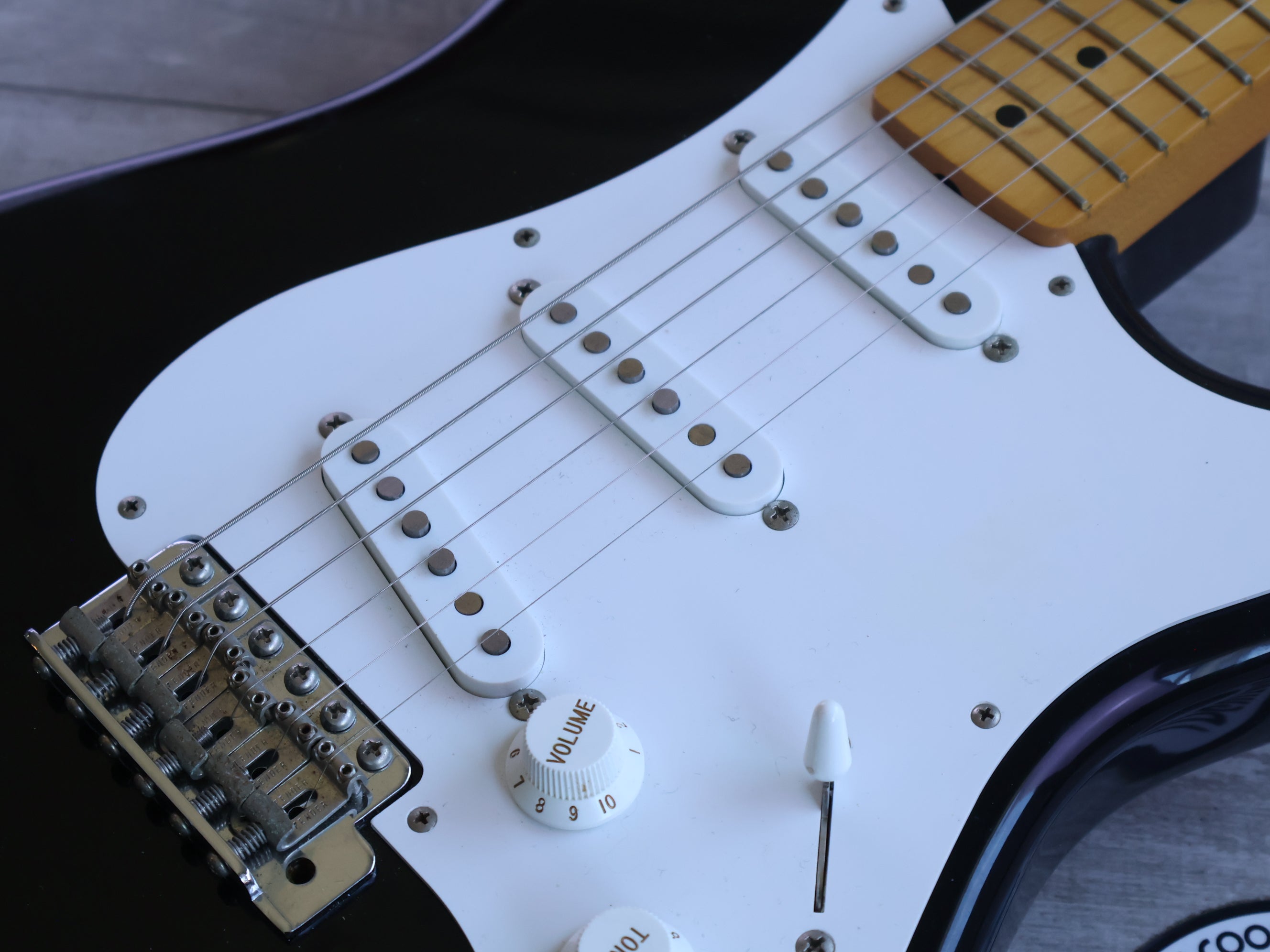 1993 Fender Japan ST57-53 '57 Reissue Stratocaster (Black) – Cool