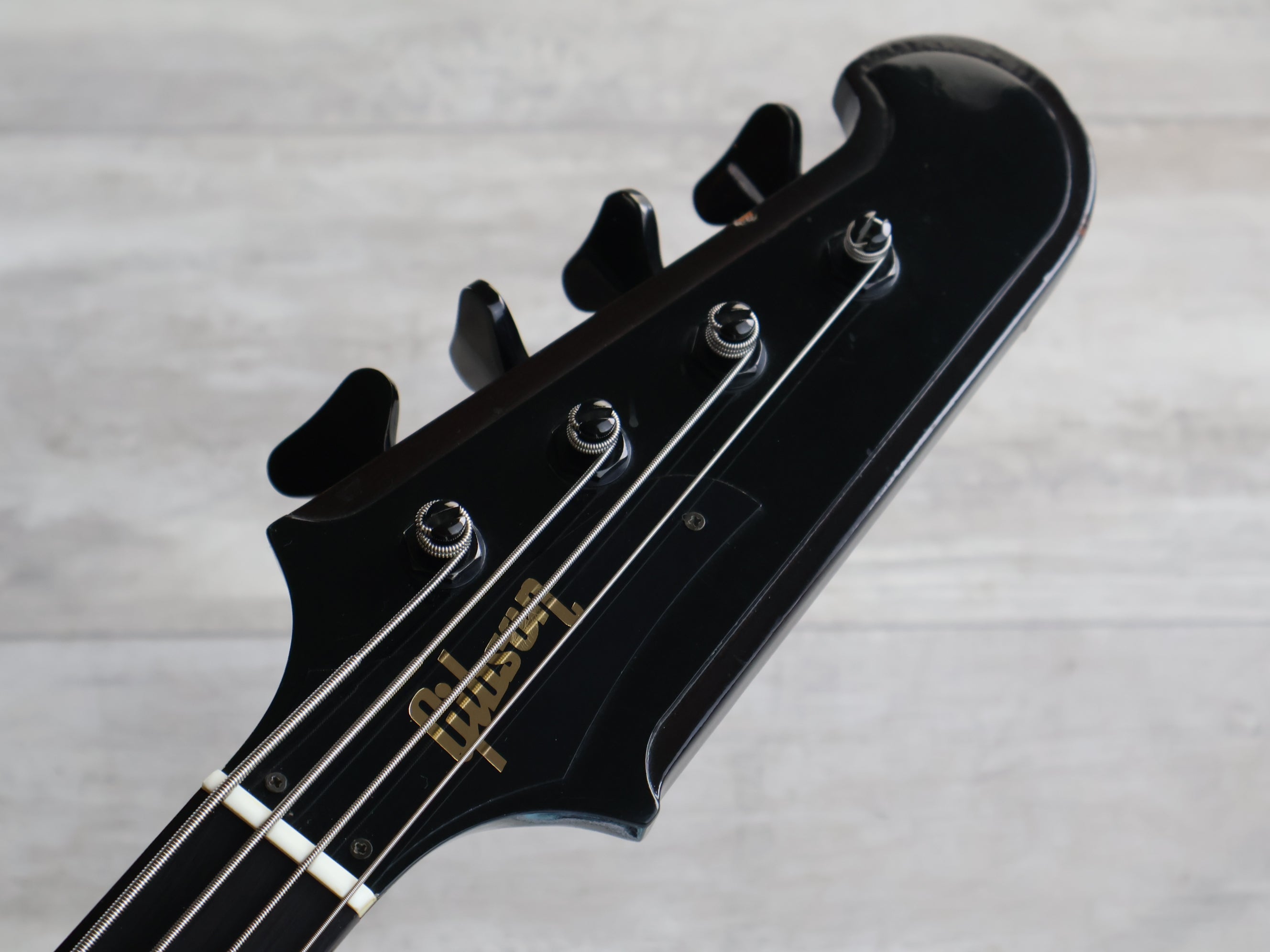 1999 Gibson USA Thunderbird IV Bass (Ebony Stain) – Cool Old Guitars