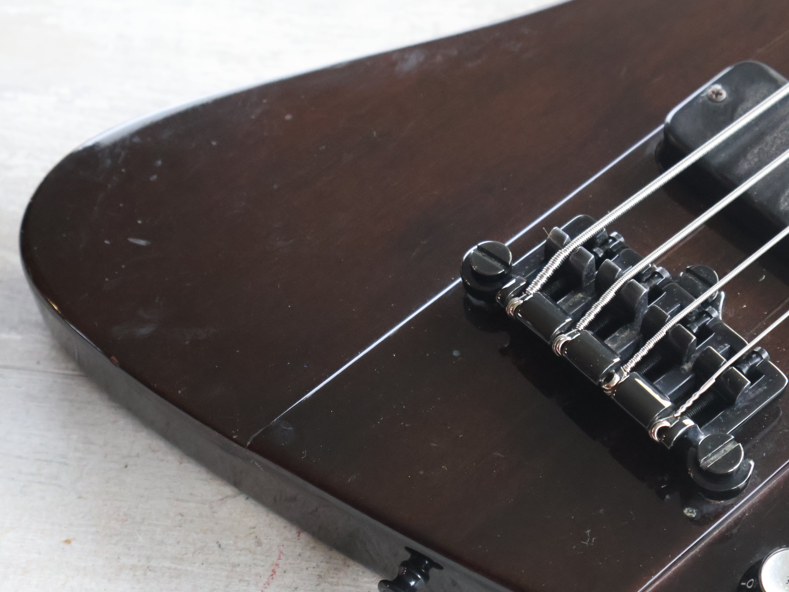 1999 Gibson USA Thunderbird IV Bass (Ebony Stain) – Cool Old Guitars