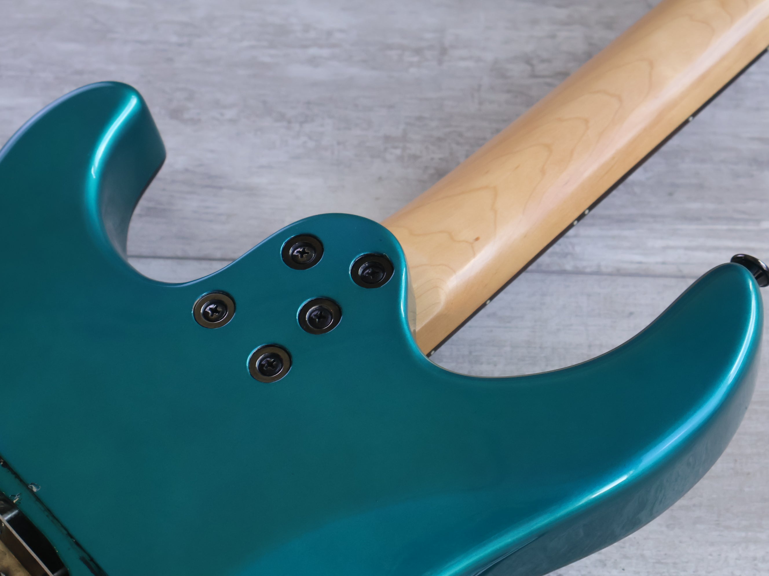 Peavey Predator Plus EXP (Metallic Turquoise) – Cool Old Guitars